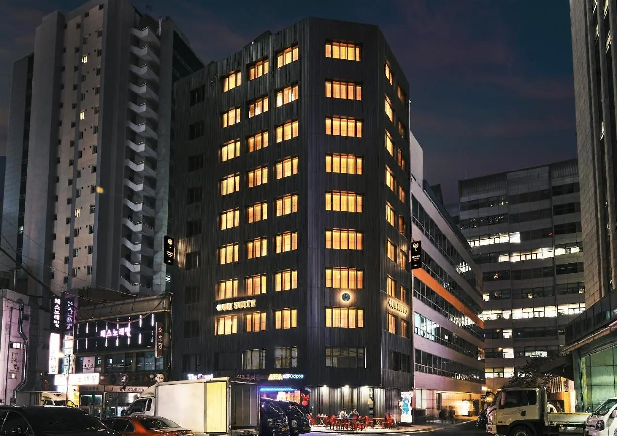 Uh Suite Central Seoul South Korea
